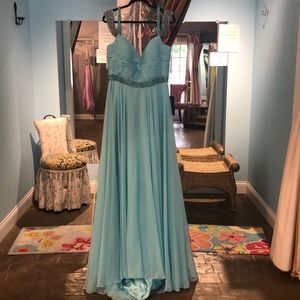 SHERRI HILL PROM DRESS